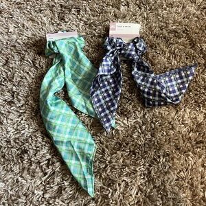 NWT Tear & Share 2 ct scrunchie set